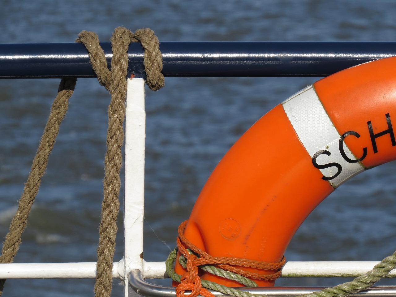 shipping, lifebuoy, maritime-1726102.jpg